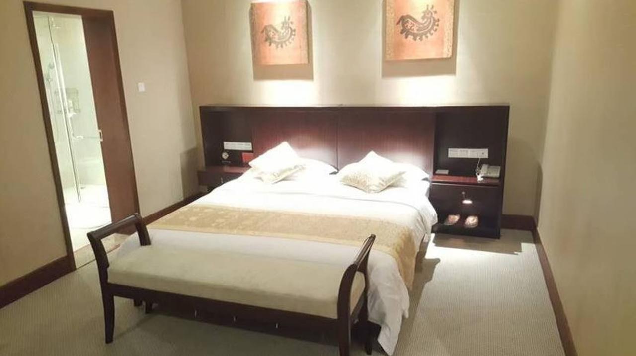 Huangguoshu Hotel Zhenning Экстерьер фото